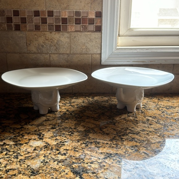 Elephant pedestal plates - Picture 2 of 6